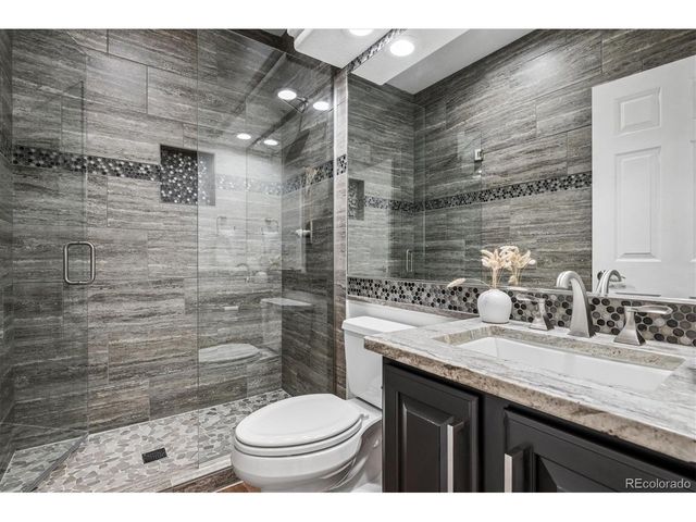 2861 Canyon Crest Dr, Highlands Ranch, CO 80126