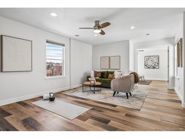 2861 Canyon Crest Dr, Highlands Ranch, CO 80126