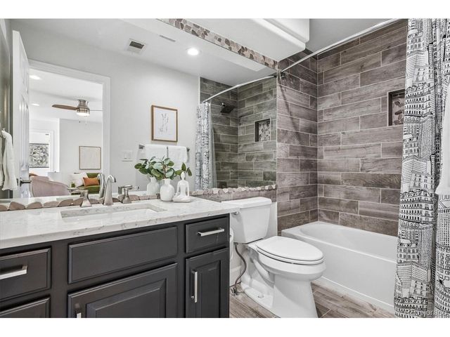 2861 Canyon Crest Dr, Highlands Ranch, CO 80126