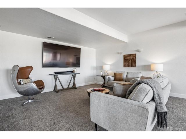 2861 Canyon Crest Dr, Highlands Ranch, CO 80126