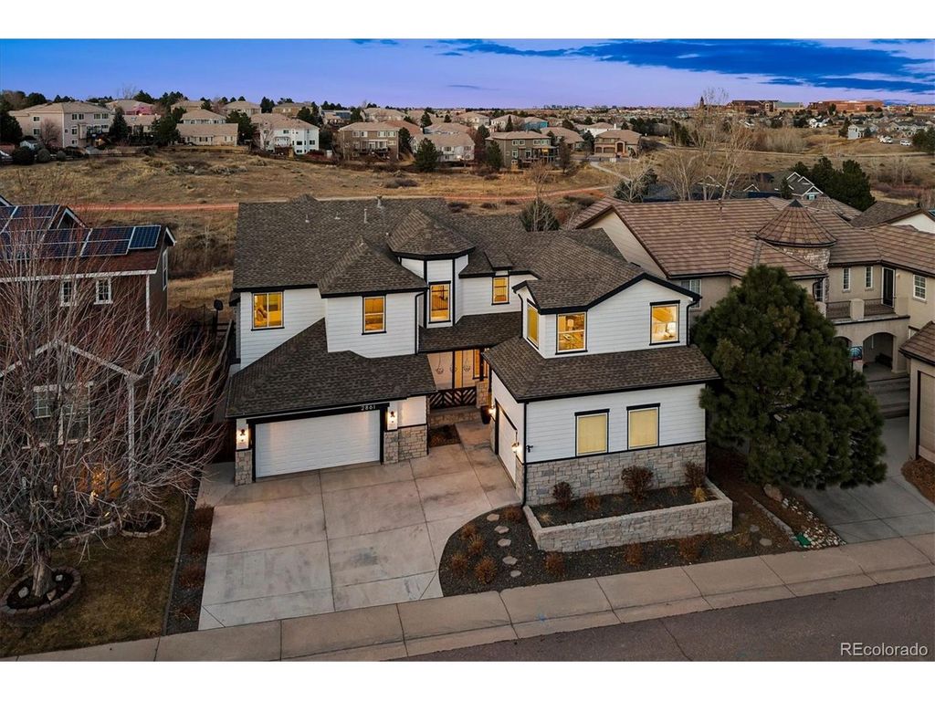 2861 Canyon Crest Dr, Highlands Ranch, CO 80126