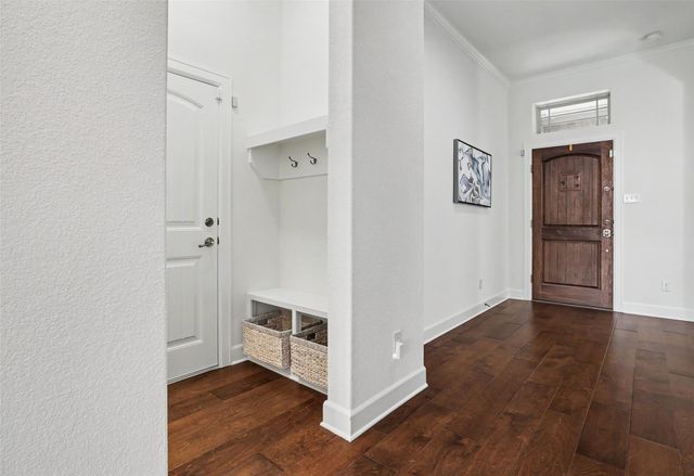 213 Southern Cross DR, Austin, TX 78717