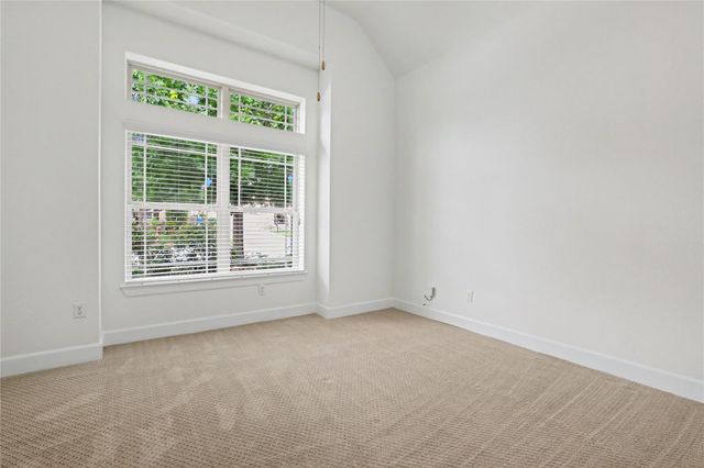 213 Southern Cross DR, Austin, TX 78717