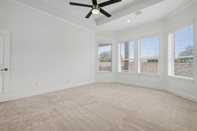 213 Southern Cross DR, Austin, TX 78717