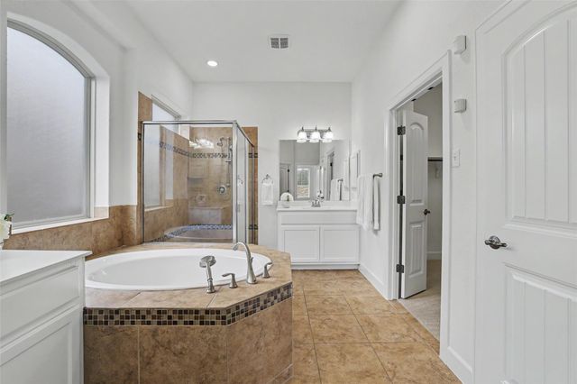 213 Southern Cross DR, Austin, TX 78717