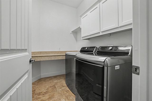 213 Southern Cross DR, Austin, TX 78717