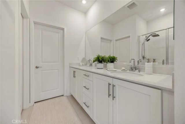 1968 Via De La Luna, Placentia, CA 92870