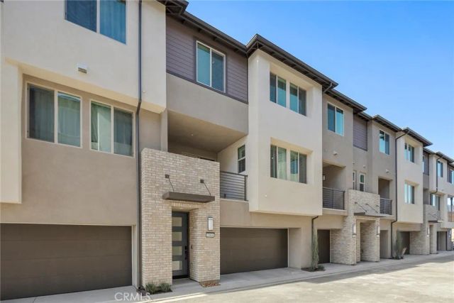 1968 Via De La Luna, Placentia, CA 92870