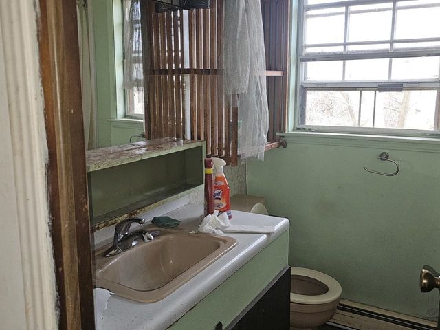 3597 Lake Road, Charlotte, VT 05445