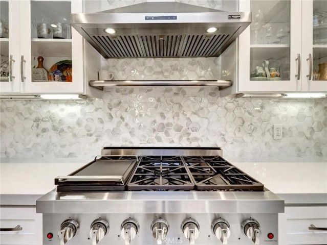 6 Whittier Court, Rancho Mirage, CA 92270