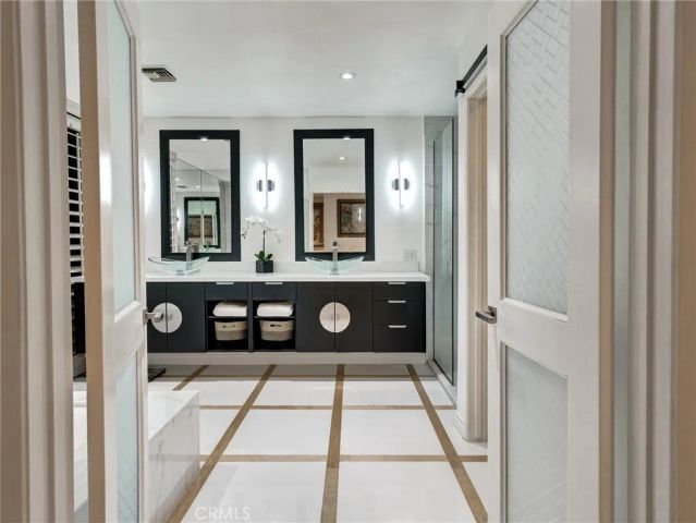 6 Whittier Court, Rancho Mirage, CA 92270