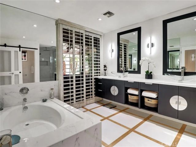 6 Whittier Court, Rancho Mirage, CA 92270