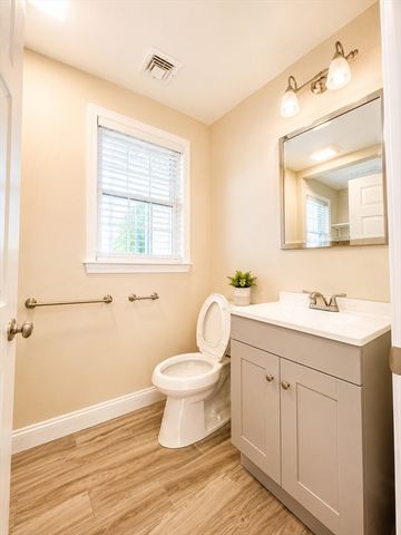 36 Woodside Avenue, Braintree, MA 02184