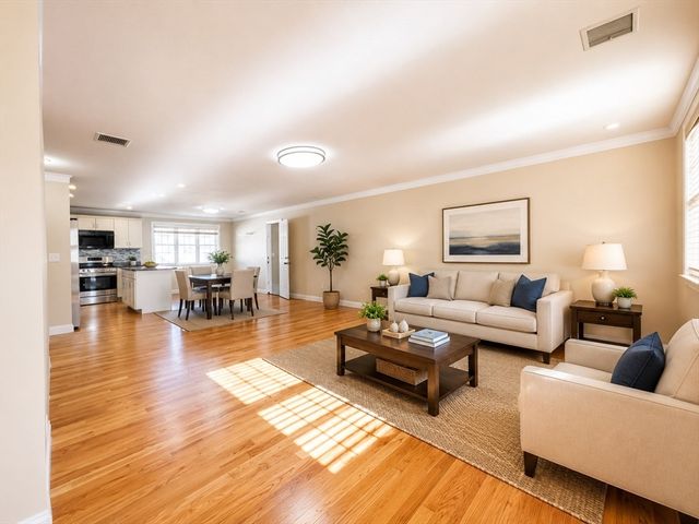 36 Woodside Avenue, Braintree, MA 02184
