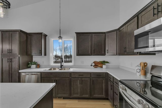 31142 Terra Vista Lane, Rockville, MN 56369