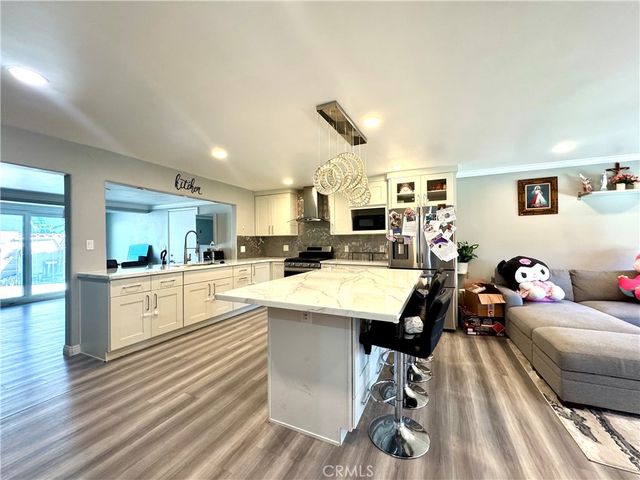 1101 N Gates, Santa Ana, CA 92703