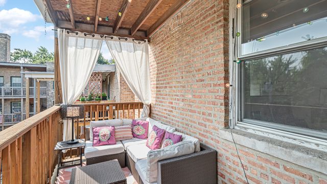 7315 N Honore Street 3, Chicago, IL 60626