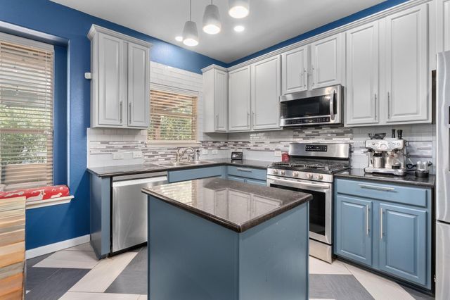 1801 Quiet Meadows CV, Pflugerville, TX 78660