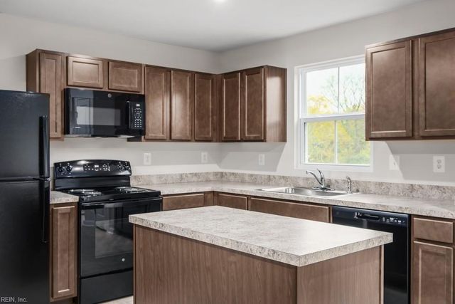 206 Peach ST, South Mills, NC 27976