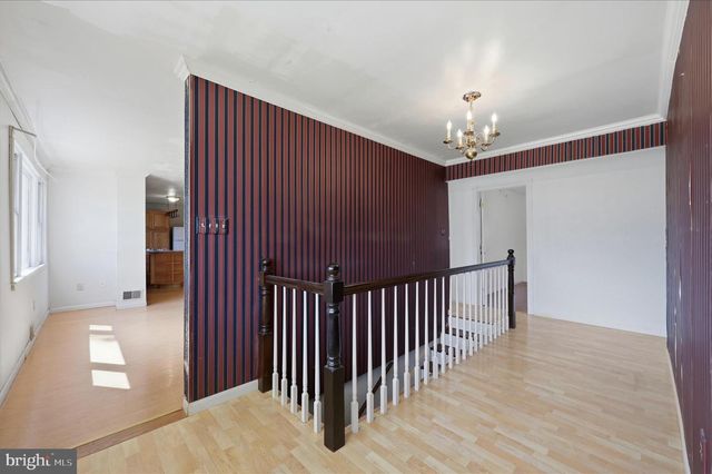 42 DOGWOOD LN, Bentonville, VA 22610