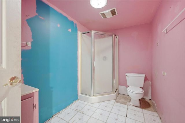 42 DOGWOOD LN, Bentonville, VA 22610