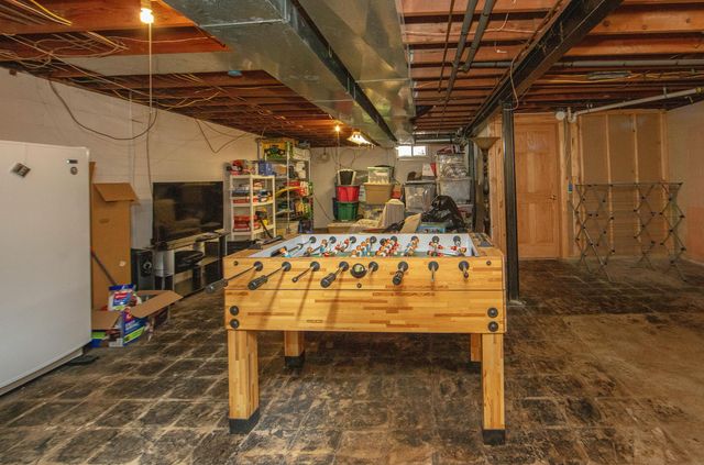 4548 E Washburn, Washburn, IA 50702