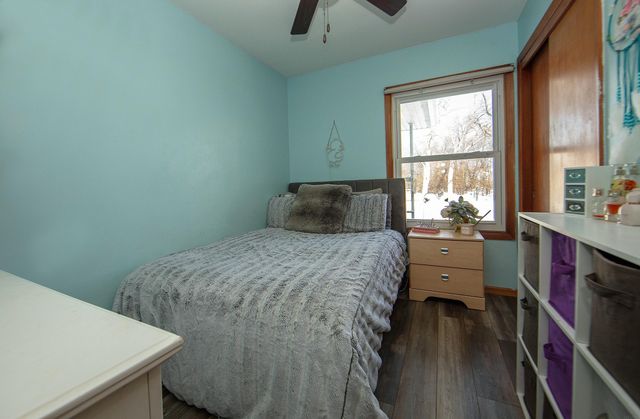 4548 E Washburn, Washburn, IA 50702