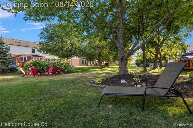 45697 Bryn Mawr Road, Canton, MI 48187
