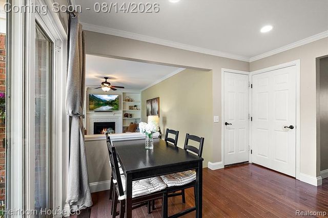 45697 Bryn Mawr Road, Canton, MI 48187