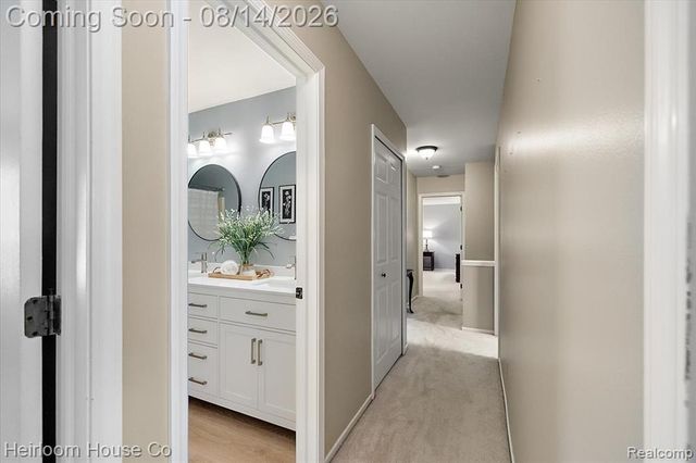 45697 Bryn Mawr Road, Canton, MI 48187