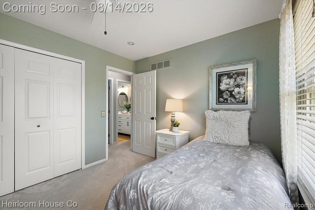 45697 Bryn Mawr Road, Canton, MI 48187