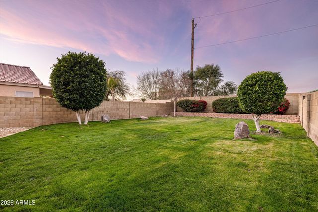 4758 E CHARLESTON Avenue, Phoenix, AZ 85032