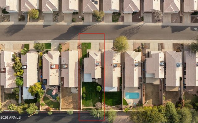 4758 E CHARLESTON Avenue, Phoenix, AZ 85032