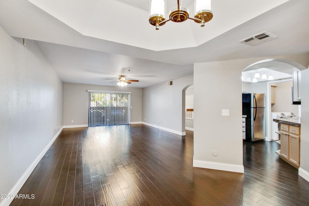 5104 N 32nd Street Unit 122, Phoenix, AZ 85018