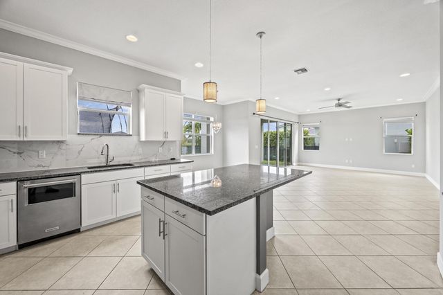 16007 Whippoorwill Circle, Westlake, FL 33470