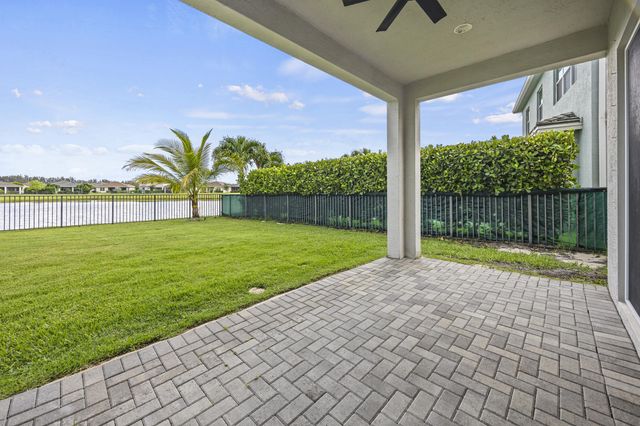 16007 Whippoorwill Circle, Westlake, FL 33470