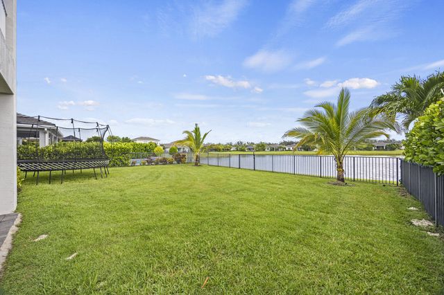16007 Whippoorwill Circle, Westlake, FL 33470