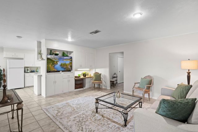 18053 Highway 105, Sour Lake, TX 77659