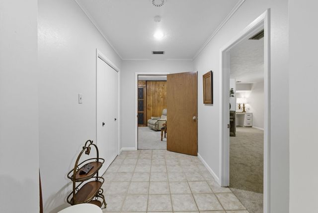 18053 Highway 105, Sour Lake, TX 77659