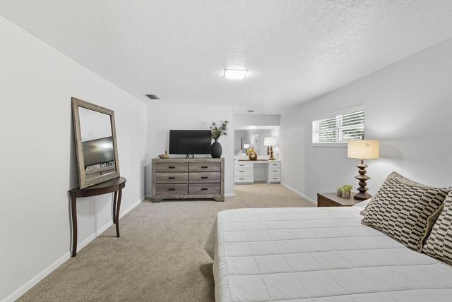 18053 Highway 105, Sour Lake, TX 77659