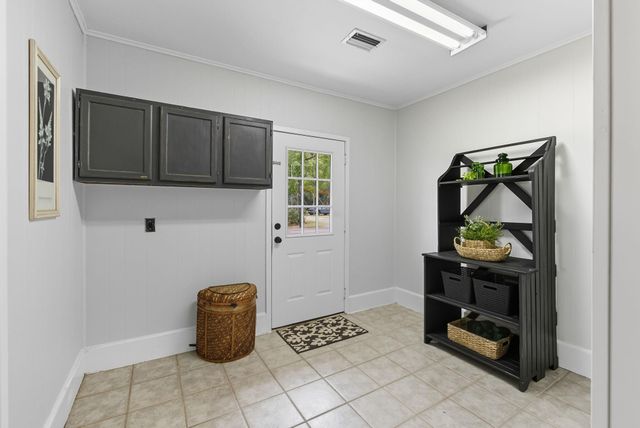 18053 Highway 105, Sour Lake, TX 77659