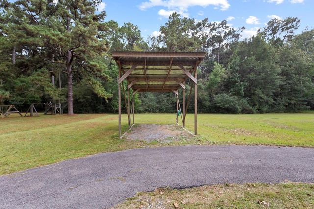 18053 Highway 105, Sour Lake, TX 77659