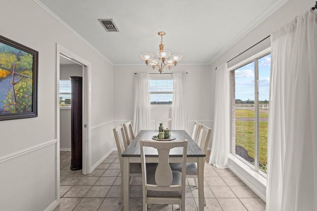 18053 Highway 105, Sour Lake, TX 77659