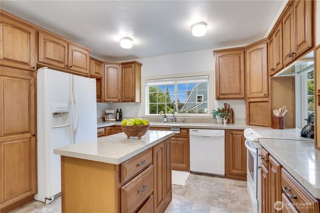 4122 N 11th Street, Tacoma, WA 98406