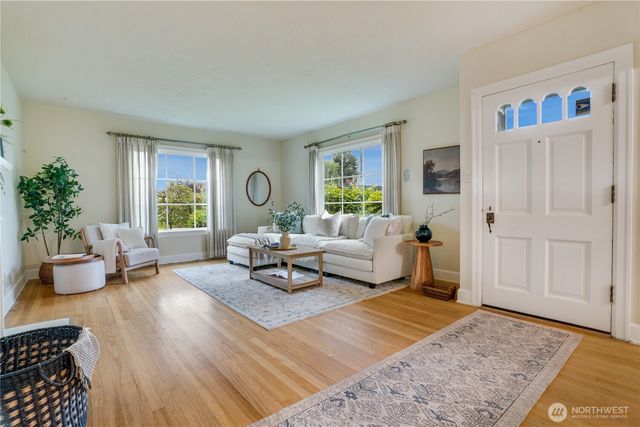 4122 N 11th Street, Tacoma, WA 98406