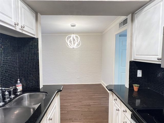 7734 Meadow Road 221, Dallas, TX 75230