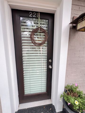 7734 Meadow Road 221, Dallas, TX 75230