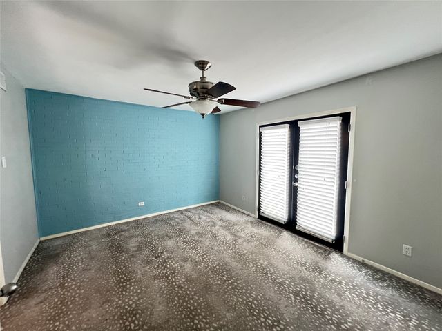 7734 Meadow Road 221, Dallas, TX 75230