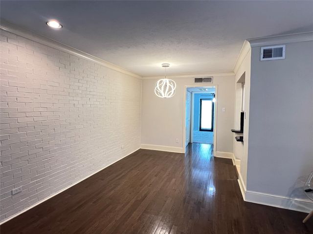 7734 Meadow Road 221, Dallas, TX 75230