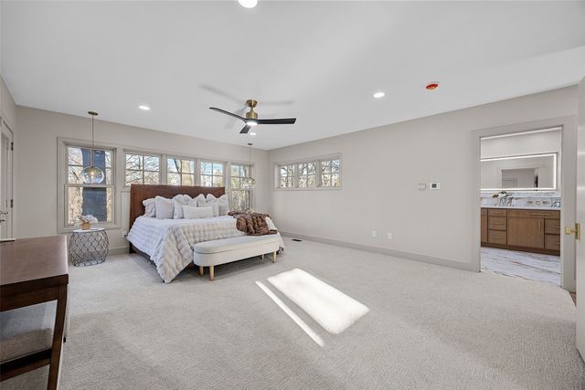 815 W Park Road, Iowa City, IA 52240